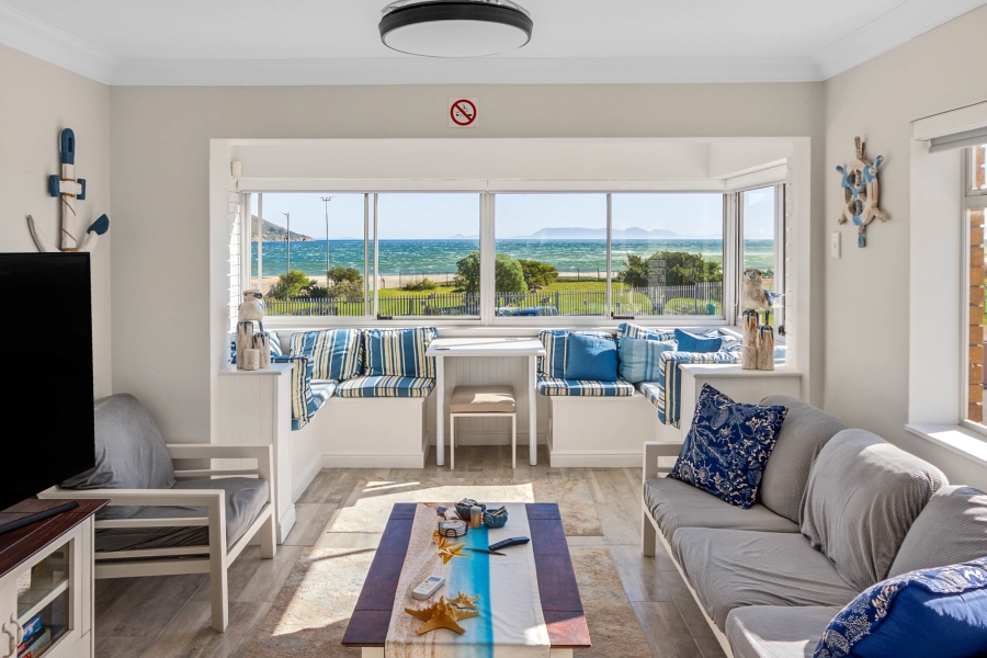 4 Bedroom Property for Sale in Gordons Bay Village Western Cape